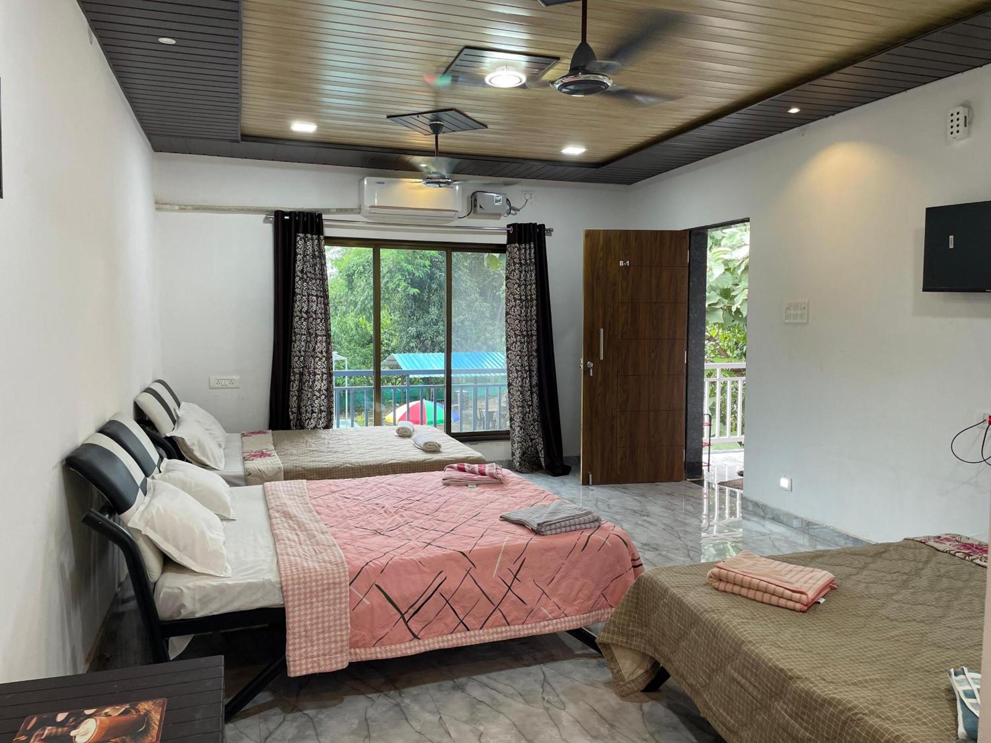 Riverland Farm And Resort Karjat Dış mekan fotoğraf