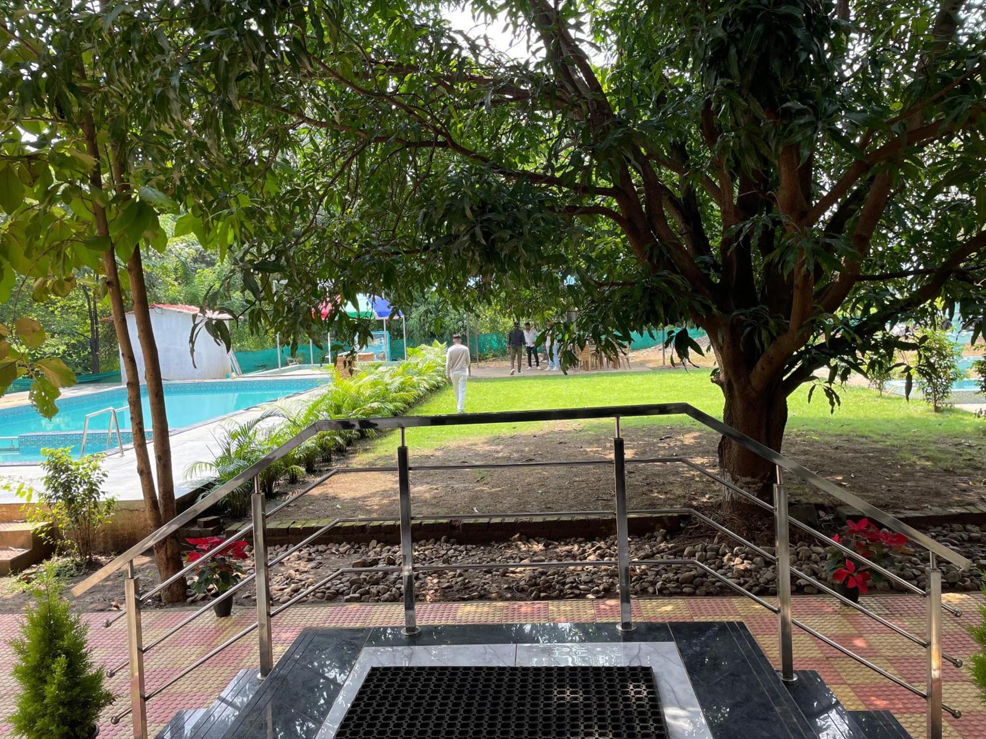 Riverland Farm And Resort Karjat Dış mekan fotoğraf